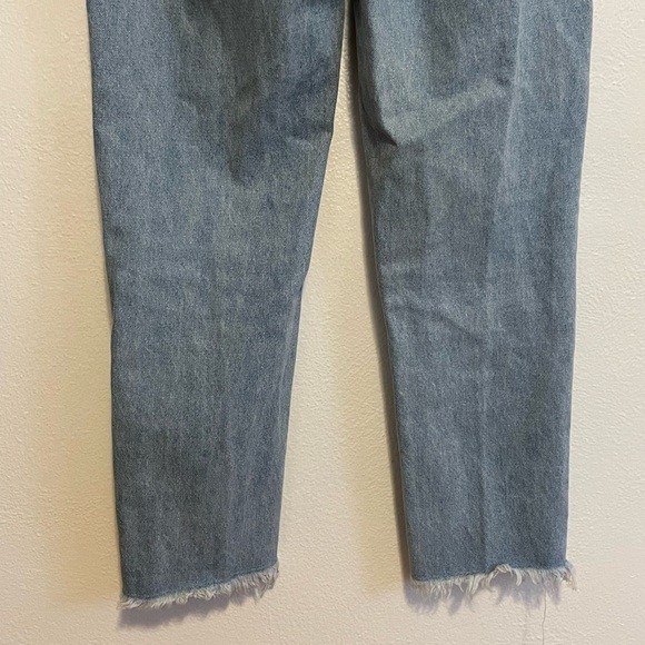 Shein High Waisted Mom Jean Distressed Size XS - Picture 6 of 15